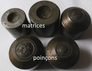 Poinçons et matrices de boutons de zagals